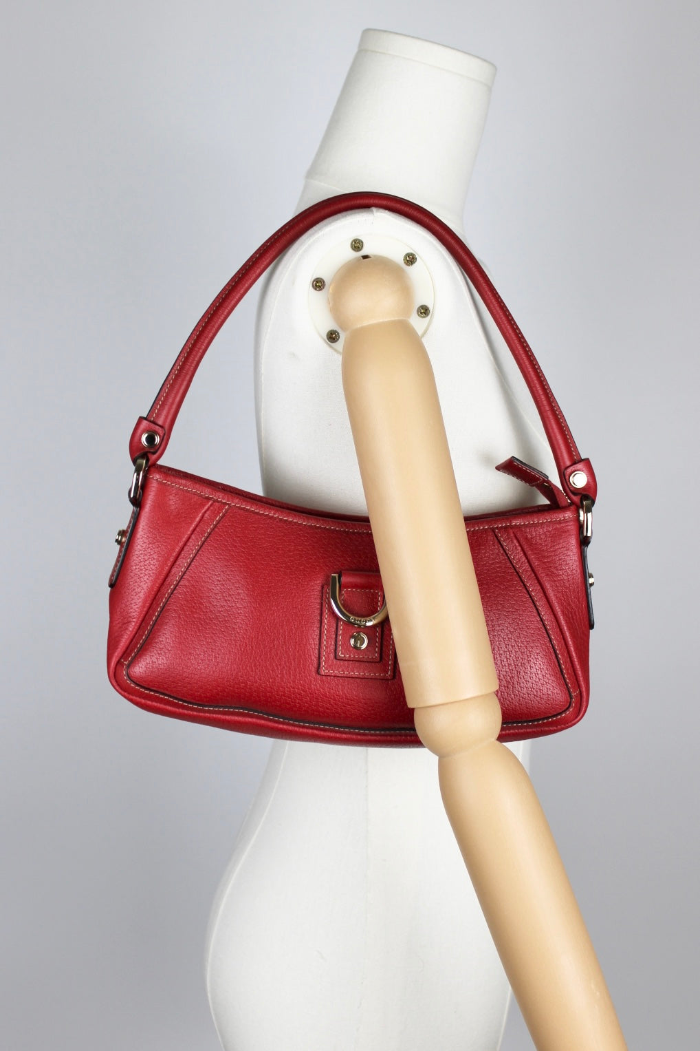 Gucci Abbey Leather Pochette Bag