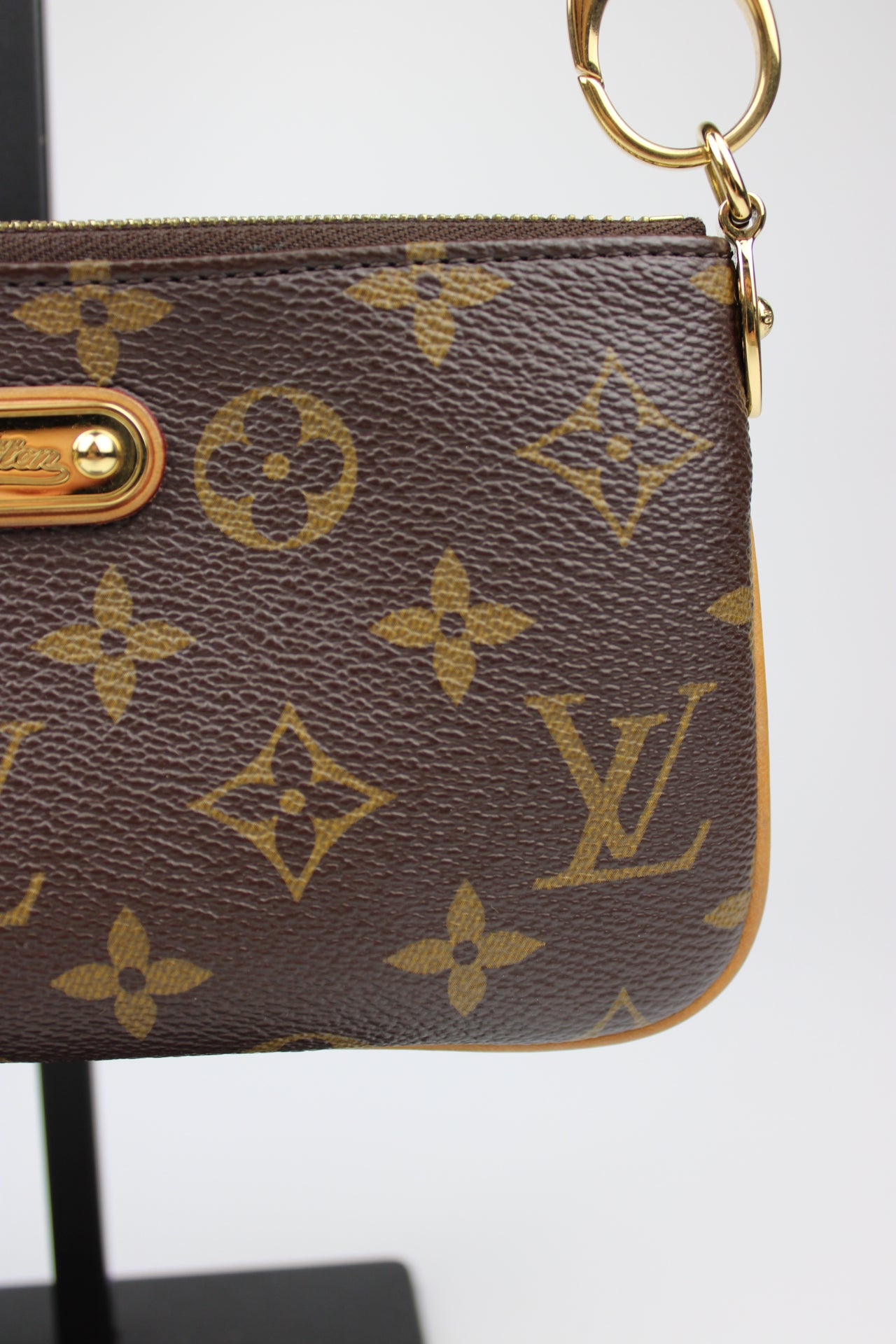 Louis Vuitton Milla Pochette Bag 2010