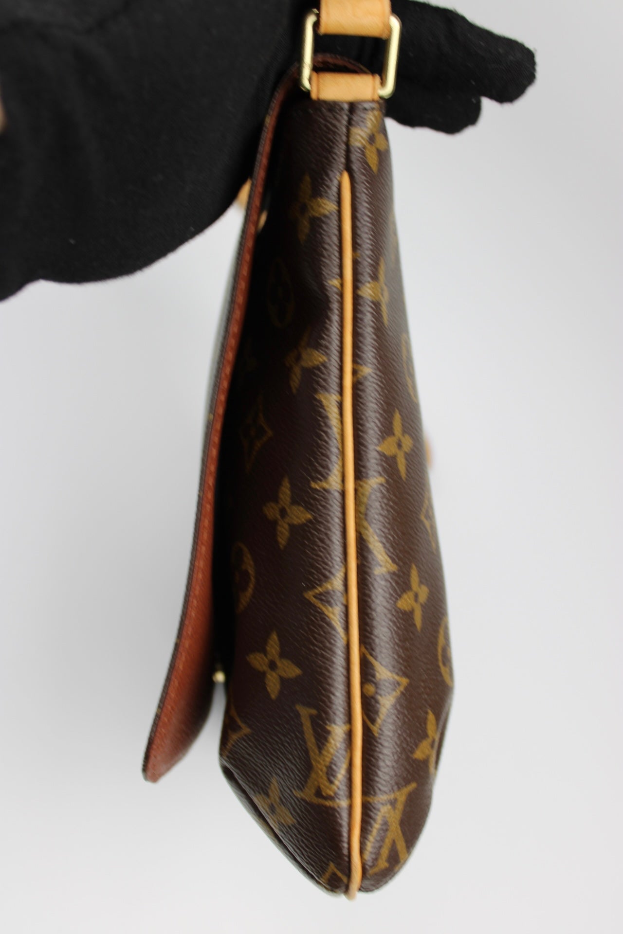 Louis Vuitton Musette Salsa Cross Body Bag 2005