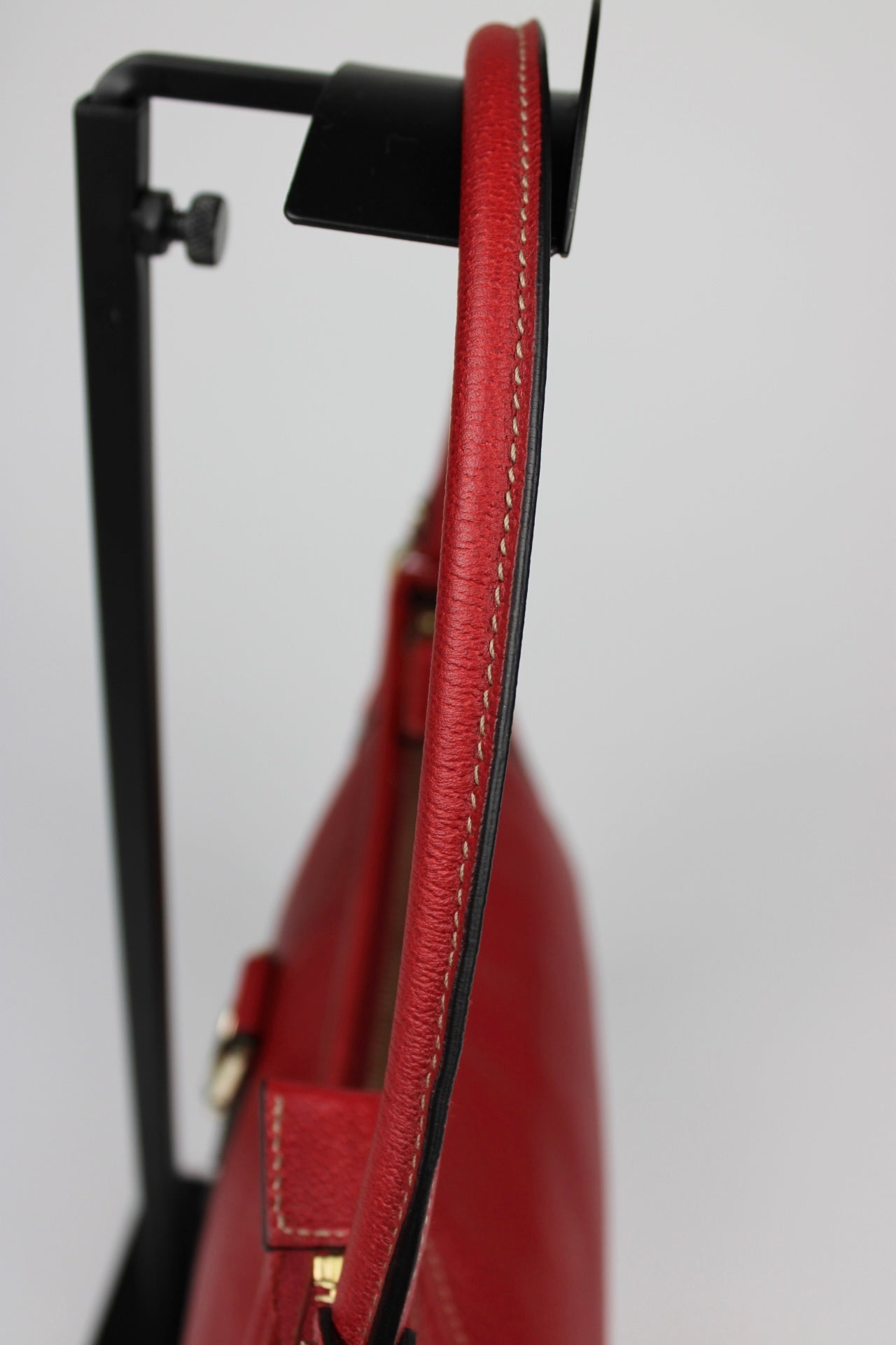 Gucci Abbey Leather Pochette Bag