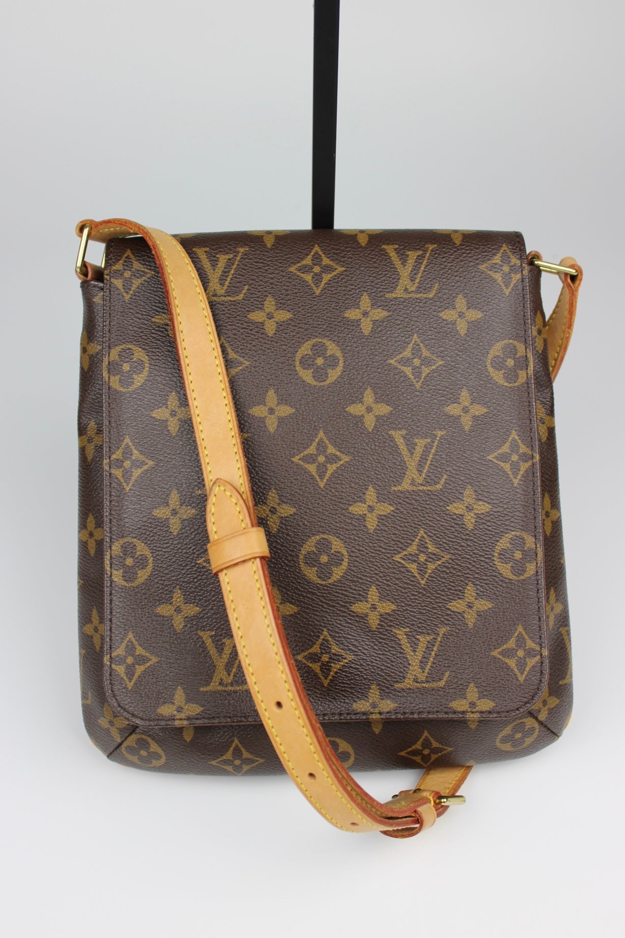 Louis Vuitton Musette Salsa Cross Body Bag 2005