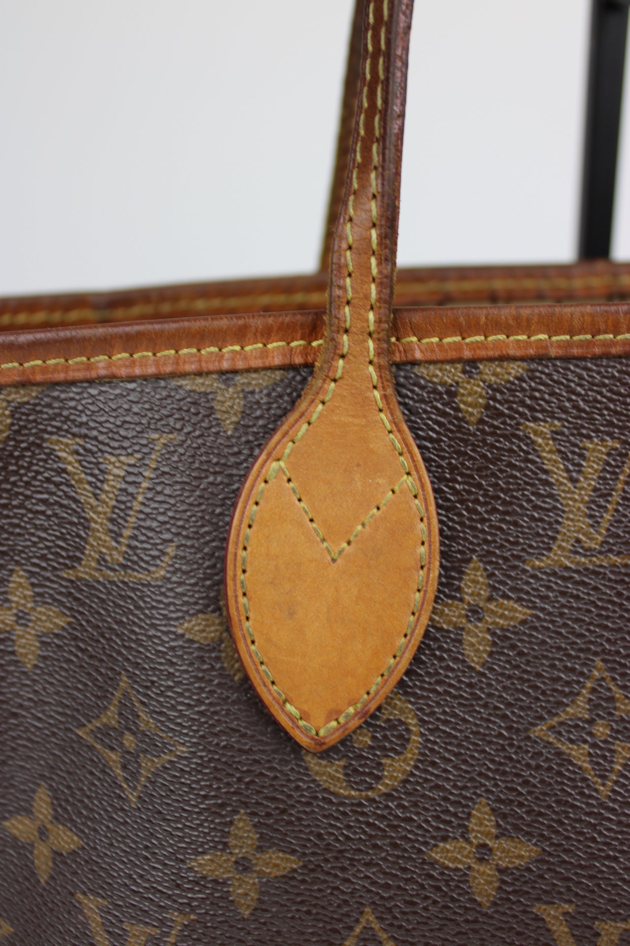 Louis Vuitton Neverfull MM Bag 2013