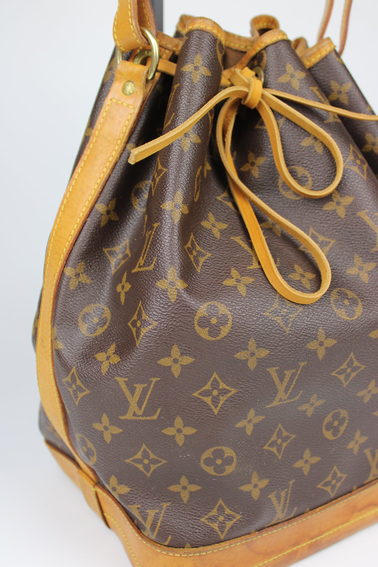 Louis Vuitton Noé Drawstring Bag 2000