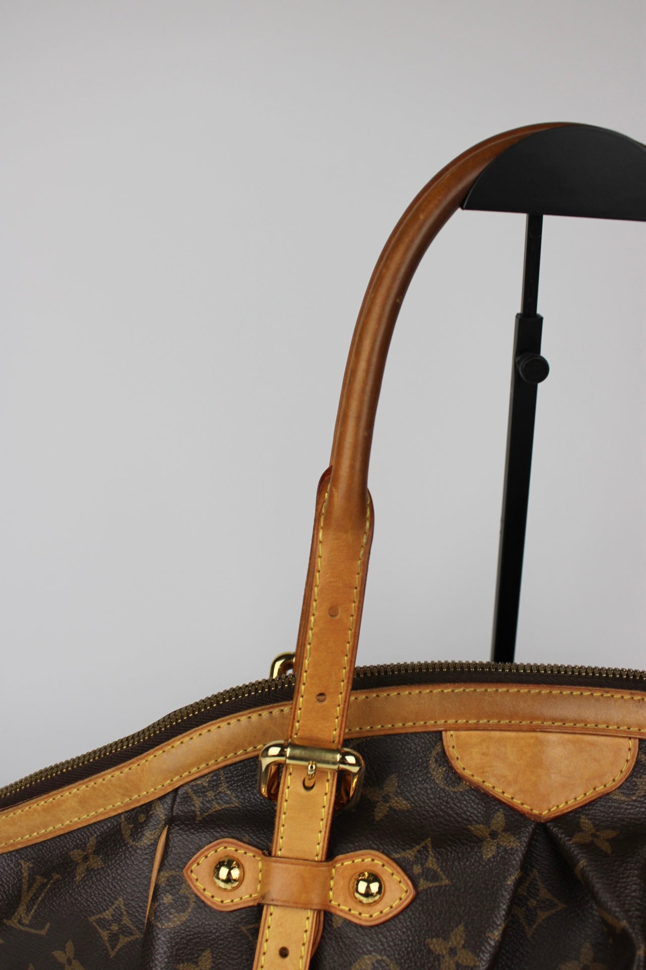 Louis Vuitton Tivoli GM Bag 2011