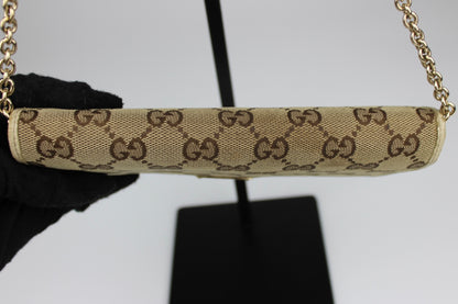 Gucci Monogram Wallet on Chain