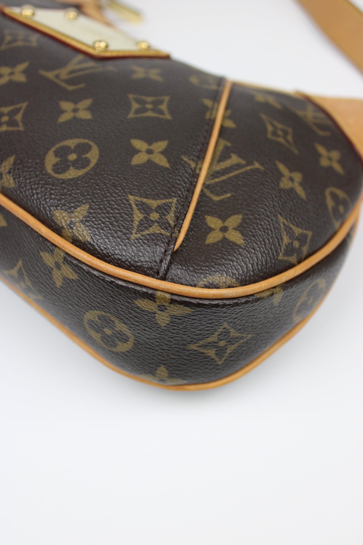 Pre-owned Louis Vuitton Thames PM Bag 2009