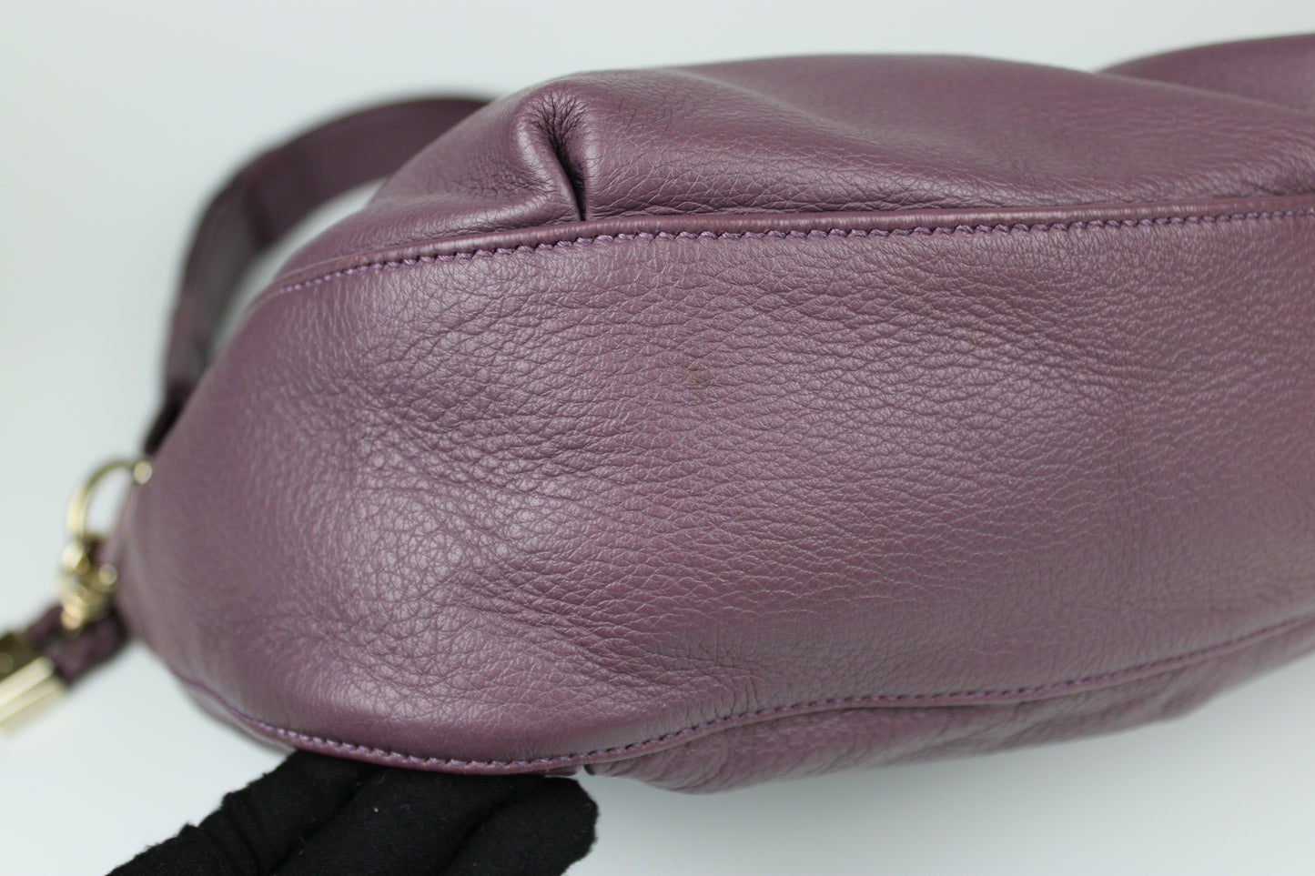 Gucci Leather G-Wave Hobo Bag Europe Exclusive