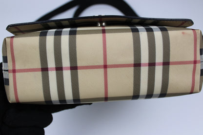 Pre-owned Burberry Nova Check Messenger Bag 2003