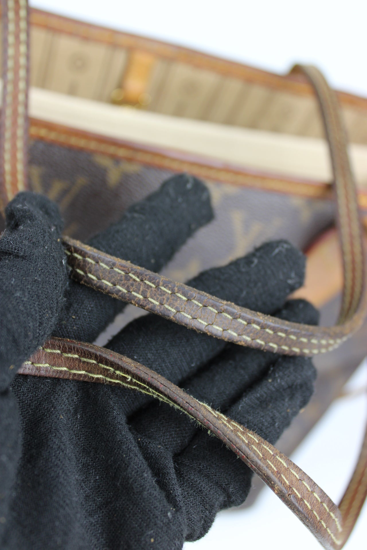 Louis Vuitton Neverfull MM Bag 2013