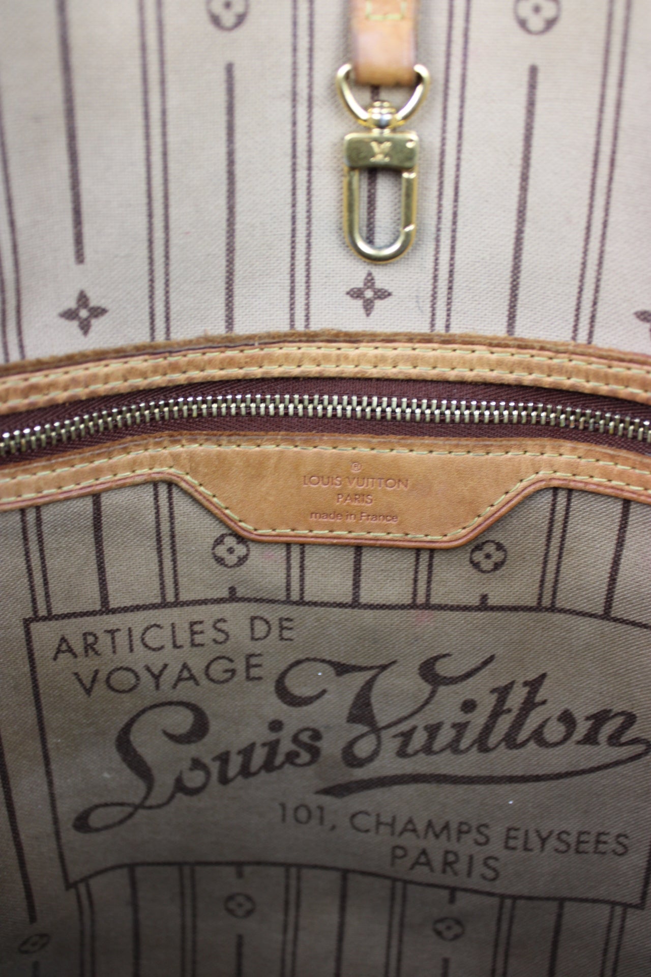 Louis Vuitton Neverfull MM Bag 2013