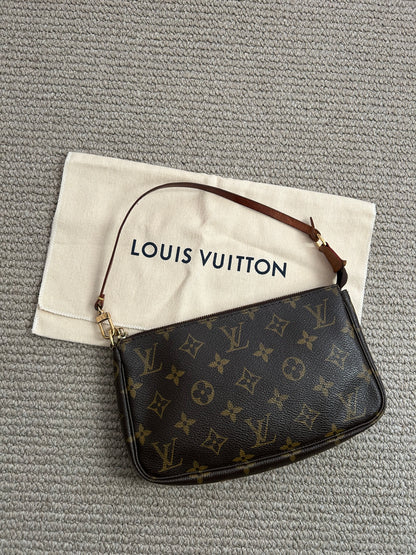 Louis Vuitton Pochette Bag 2002