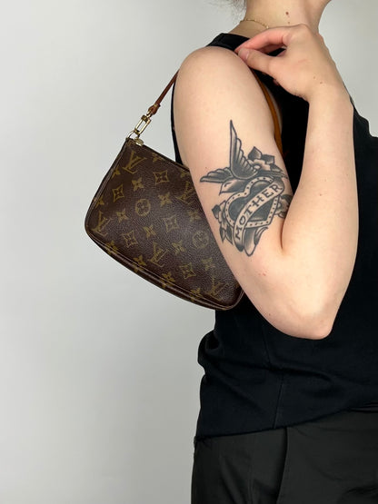 Louis Vuitton Pochette Bag 2002