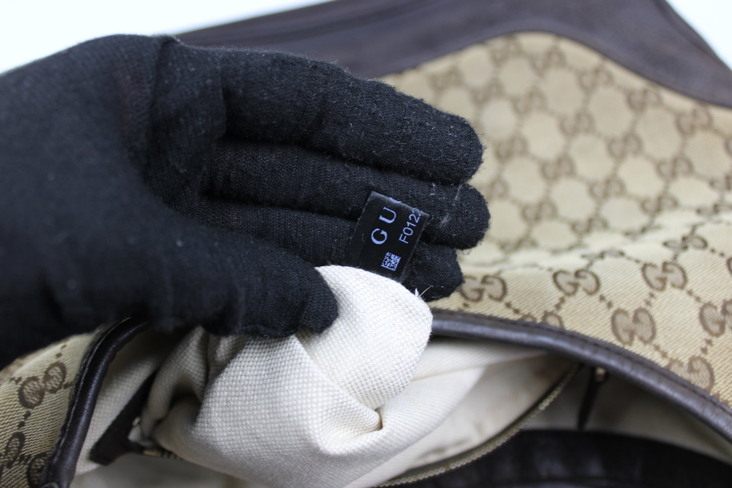 Gucci Monogram Hobo Jackie Bag