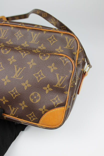 Louis Vuitton Nile Cross Body Bag 2003