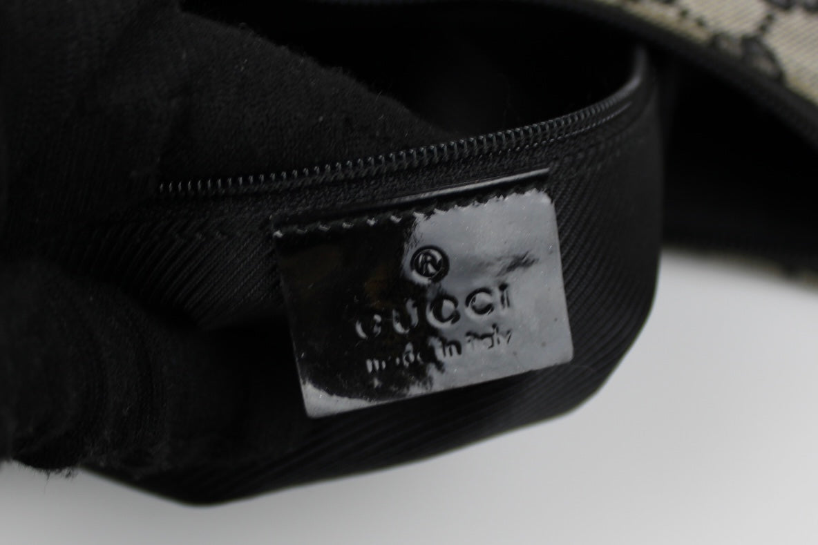 Pre-owned Gucci Monogram Crescent Bag