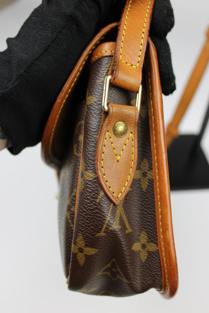 Louis Vuitton Gibeciere Cross Body Bag 1995