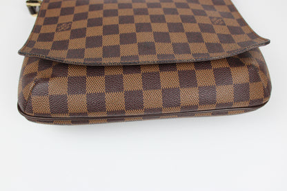 Pre-owned Louis Vuitton Damier Ebene Musette Tango Shoulder Bag 2002