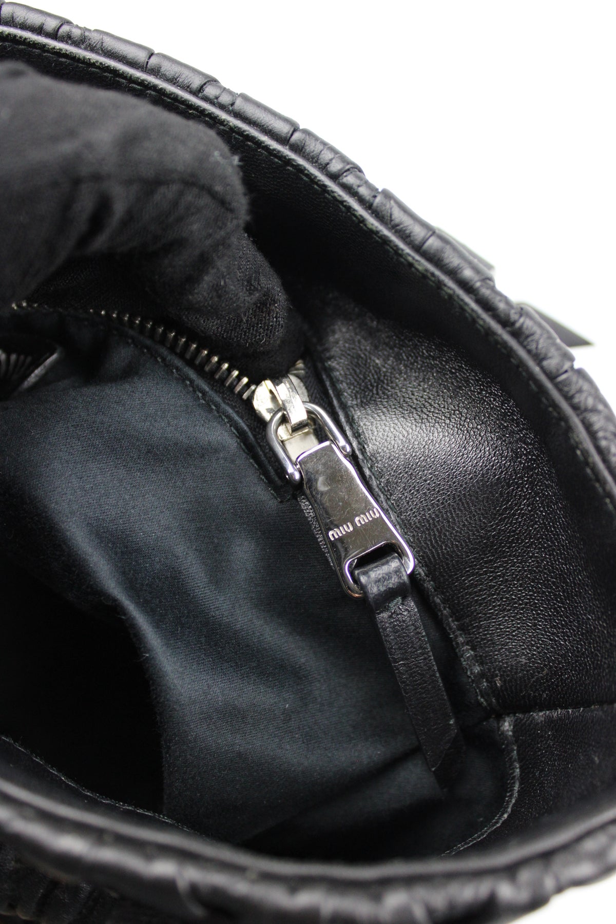 Pre-owned Miu Miu Matelasse Leather and Wicker Bucket Bag