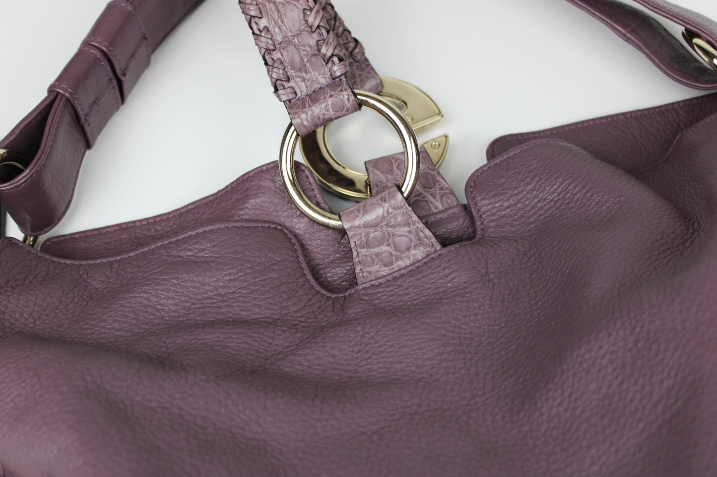 Gucci Leather G-Wave Hobo Bag Europe Exclusive