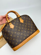 Load image into Gallery viewer, Louis Vuitton Alma Bag 1998
