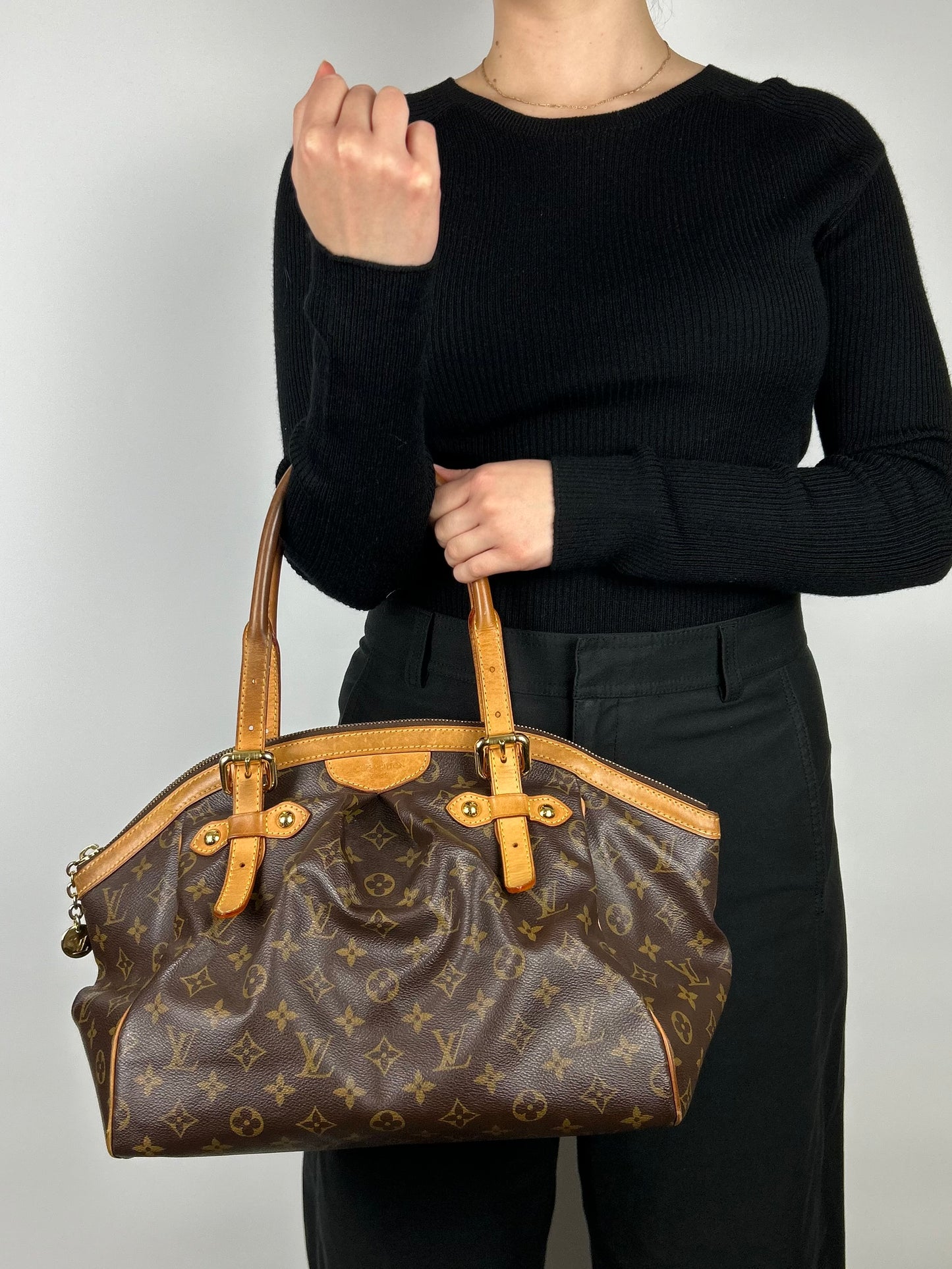 Louis Vuitton Tivoli GM Bag 2011