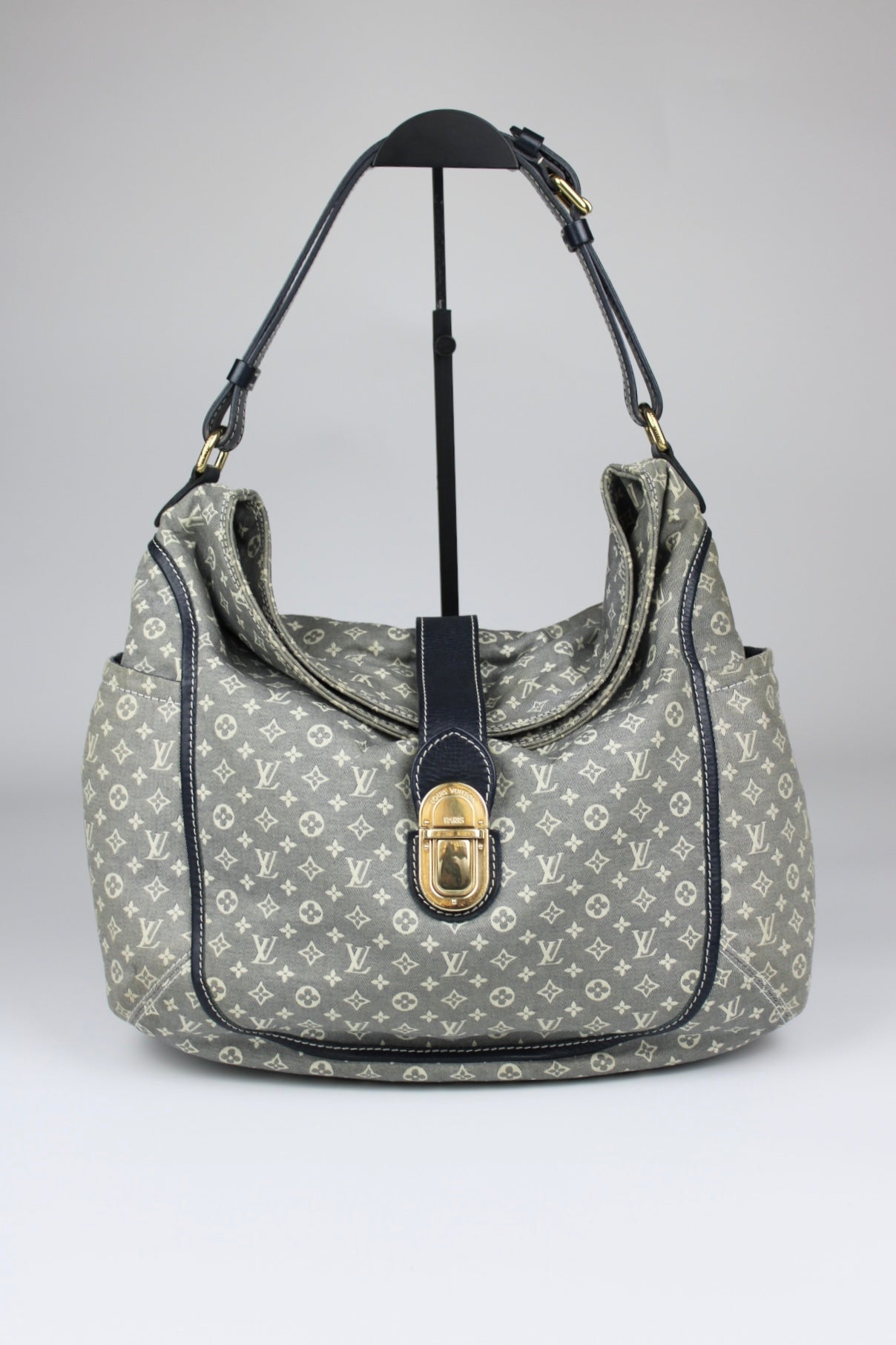 Louis Vuitton Idylle Romance Hobo Bag 2010