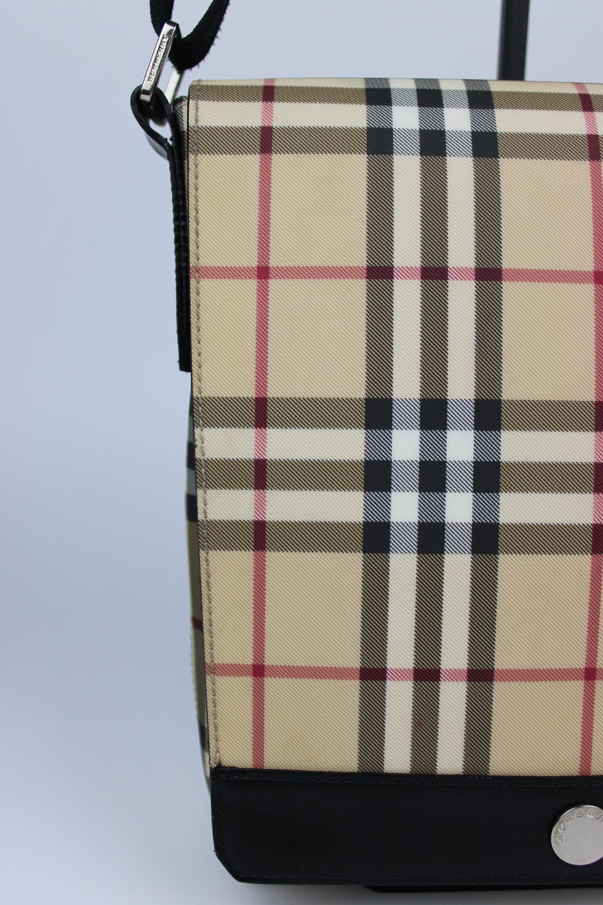 Pre-owned Burberry Nova Check Messenger Bag 2003