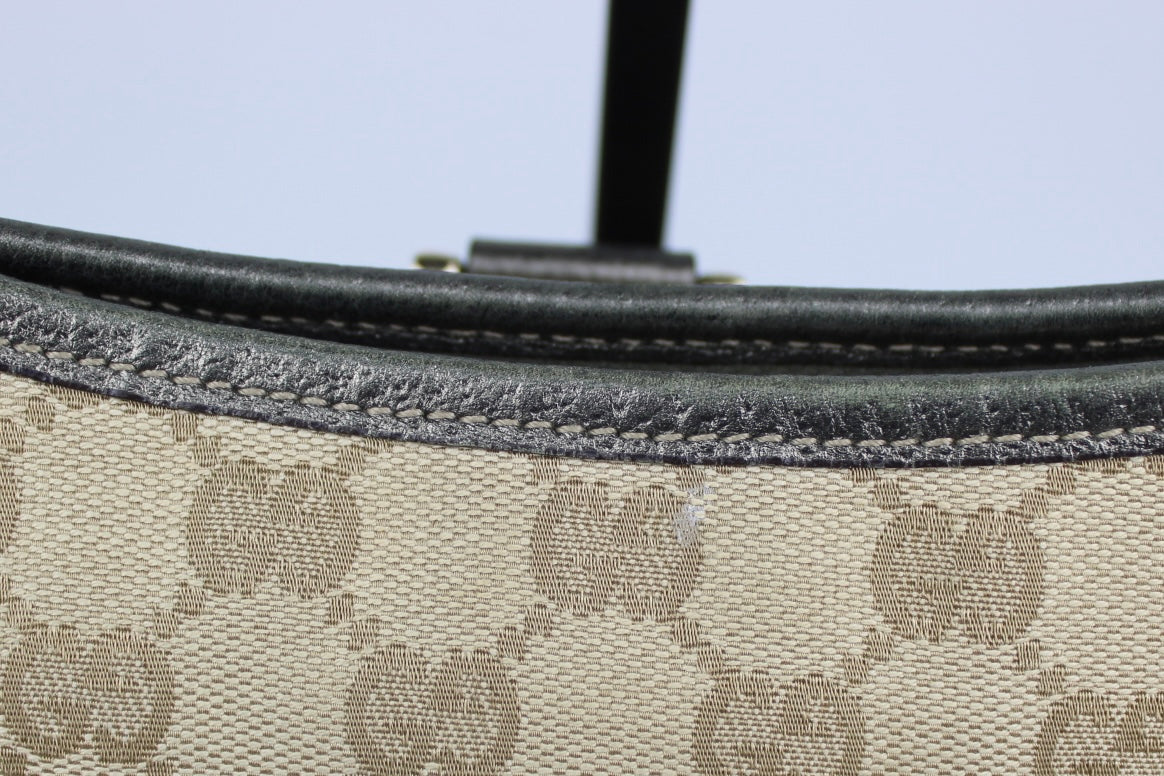 Pre-owned Gucci Monogram Abbey Bag