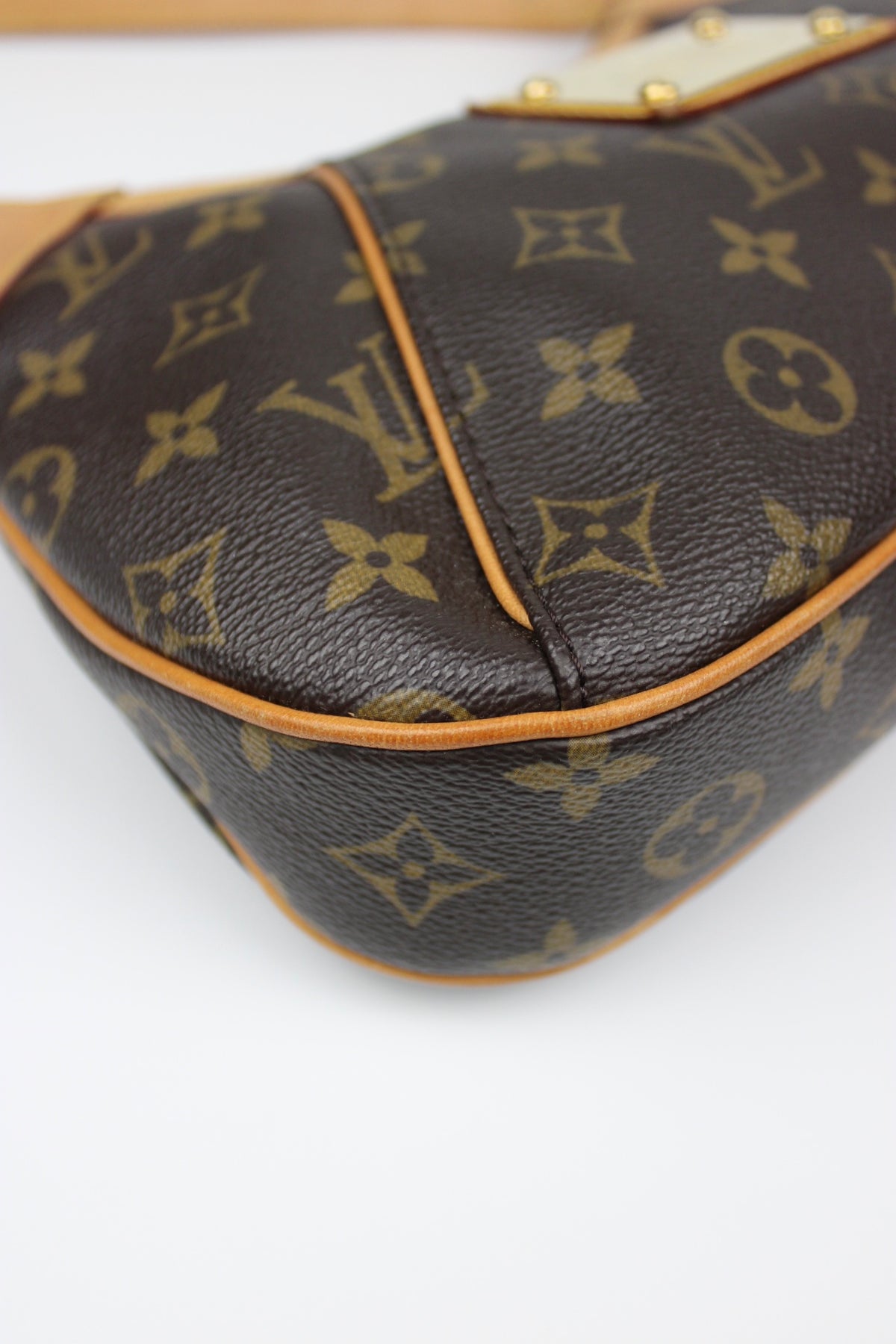 Pre-owned Louis Vuitton Thames PM Bag 2009