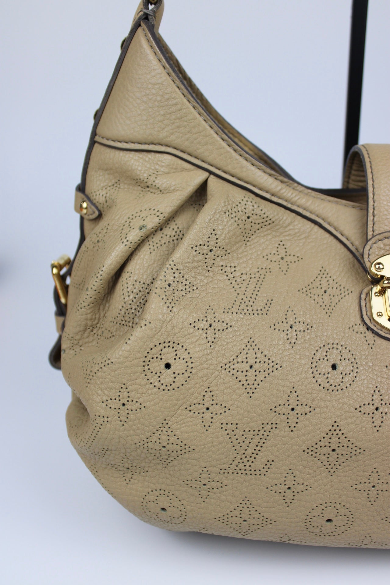 Louis Vuitton Leather Mahina Biscuit Monogram 2-Way Bag 2009