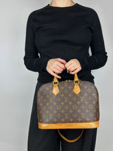 Load image into Gallery viewer, Louis Vuitton Alma Bag 1998
