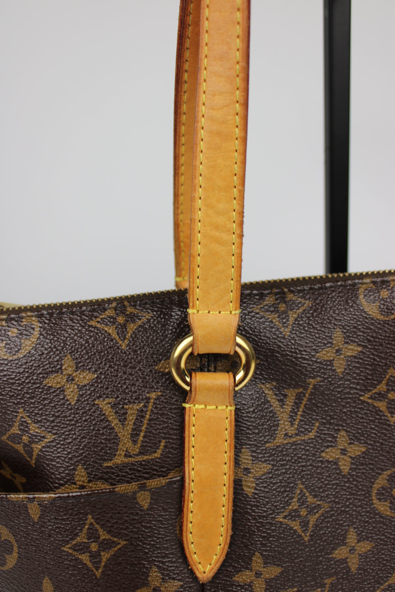 Louis Vuitton Totally PM Bag 2011 (With Receipt)