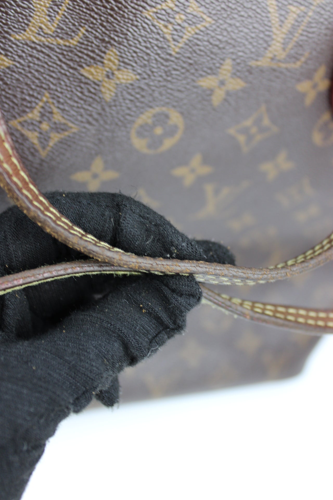 Louis Vuitton Neverfull MM Bag 2013