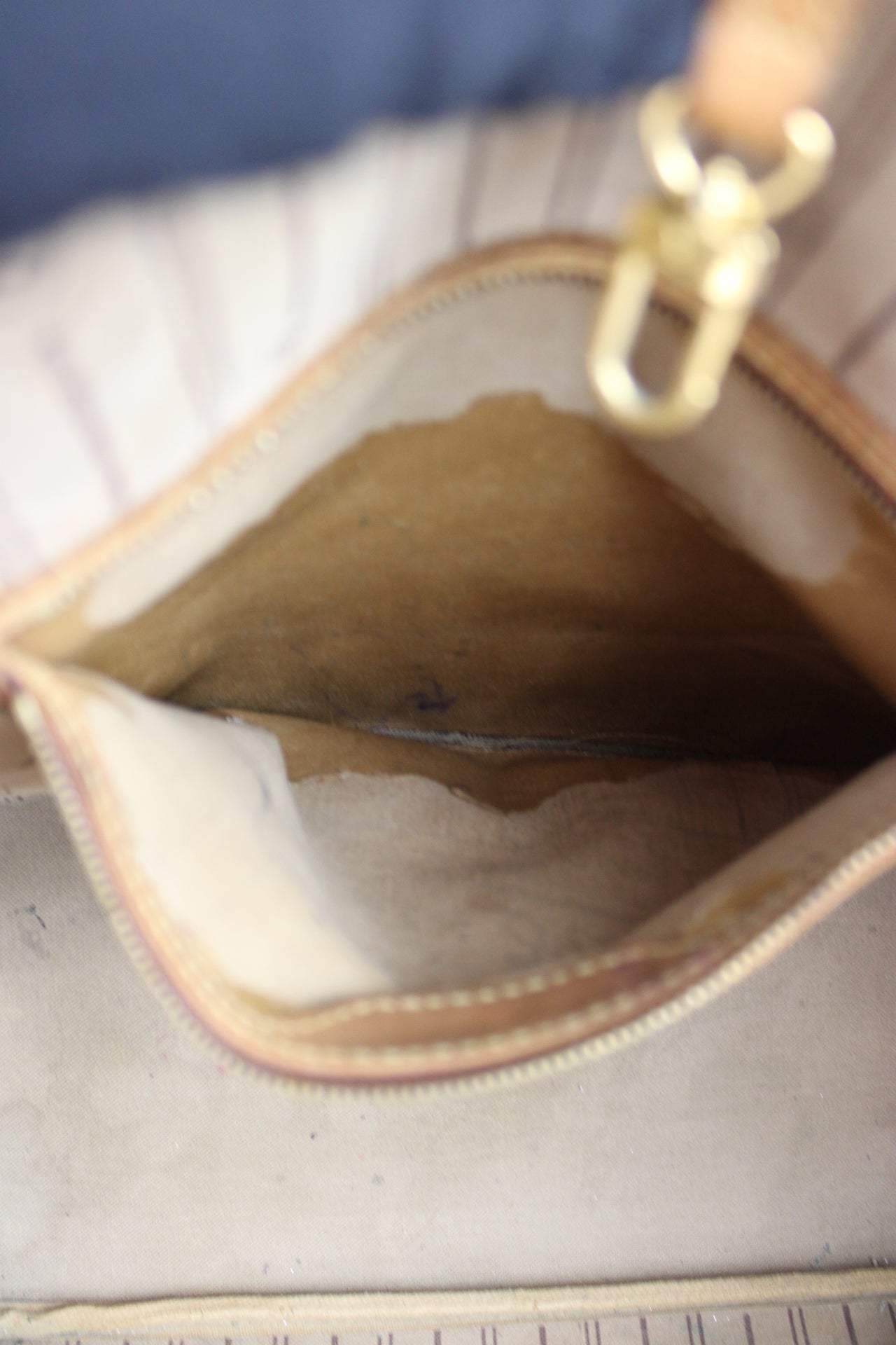 Louis Vuitton Neverfull MM Bag 2013