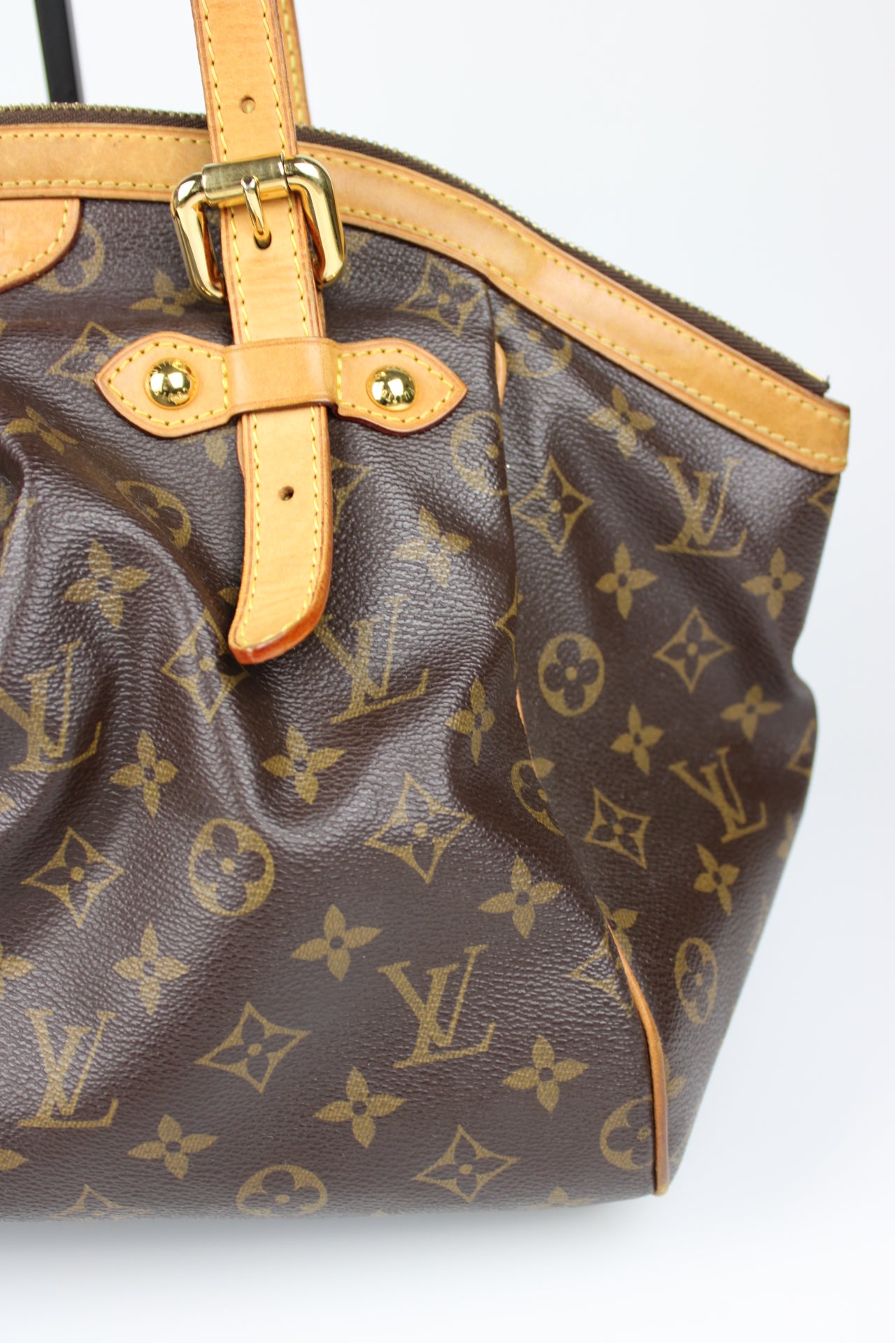 Louis Vuitton Tivoli GM Bag 2011