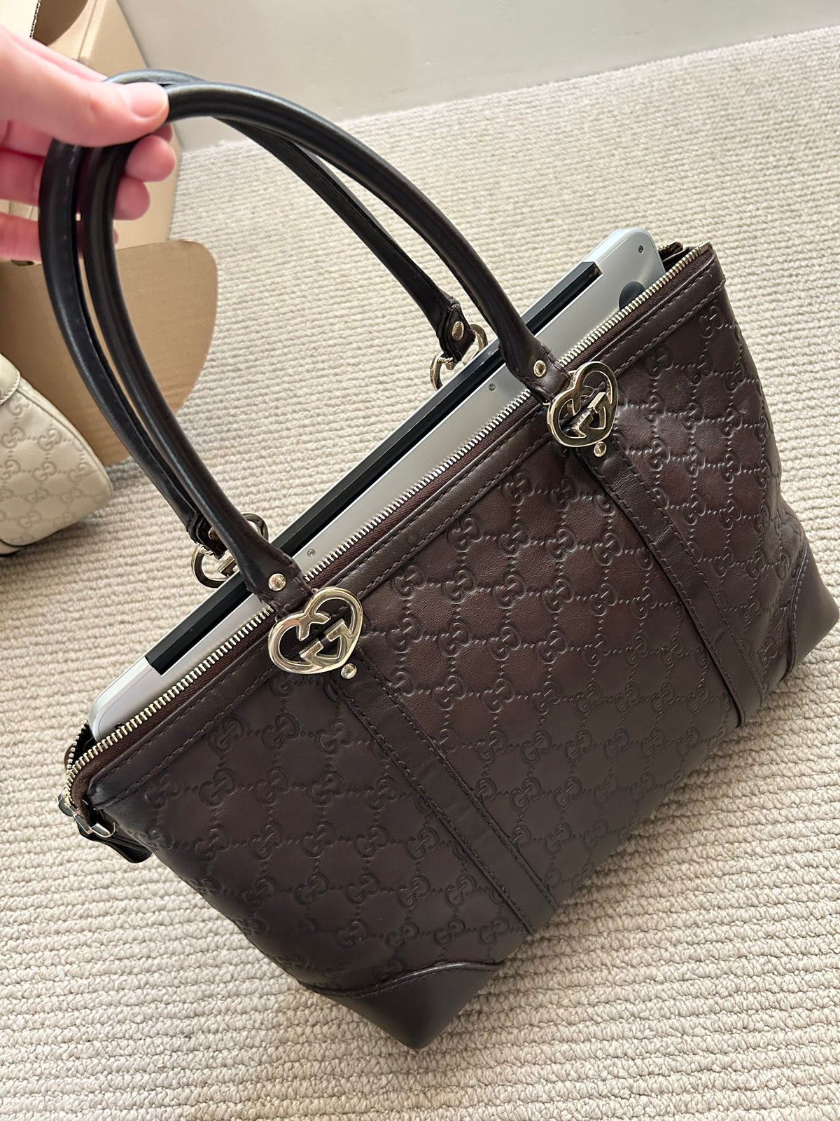 Pre-owned Gucci Guccissima Monogram Leather Heart Interlocking GG Tote Bag