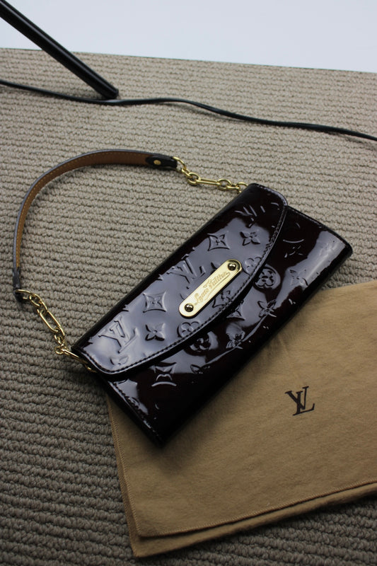 Louis Vuitton Vernis Sunset Boulevard Pochette Bag 2009