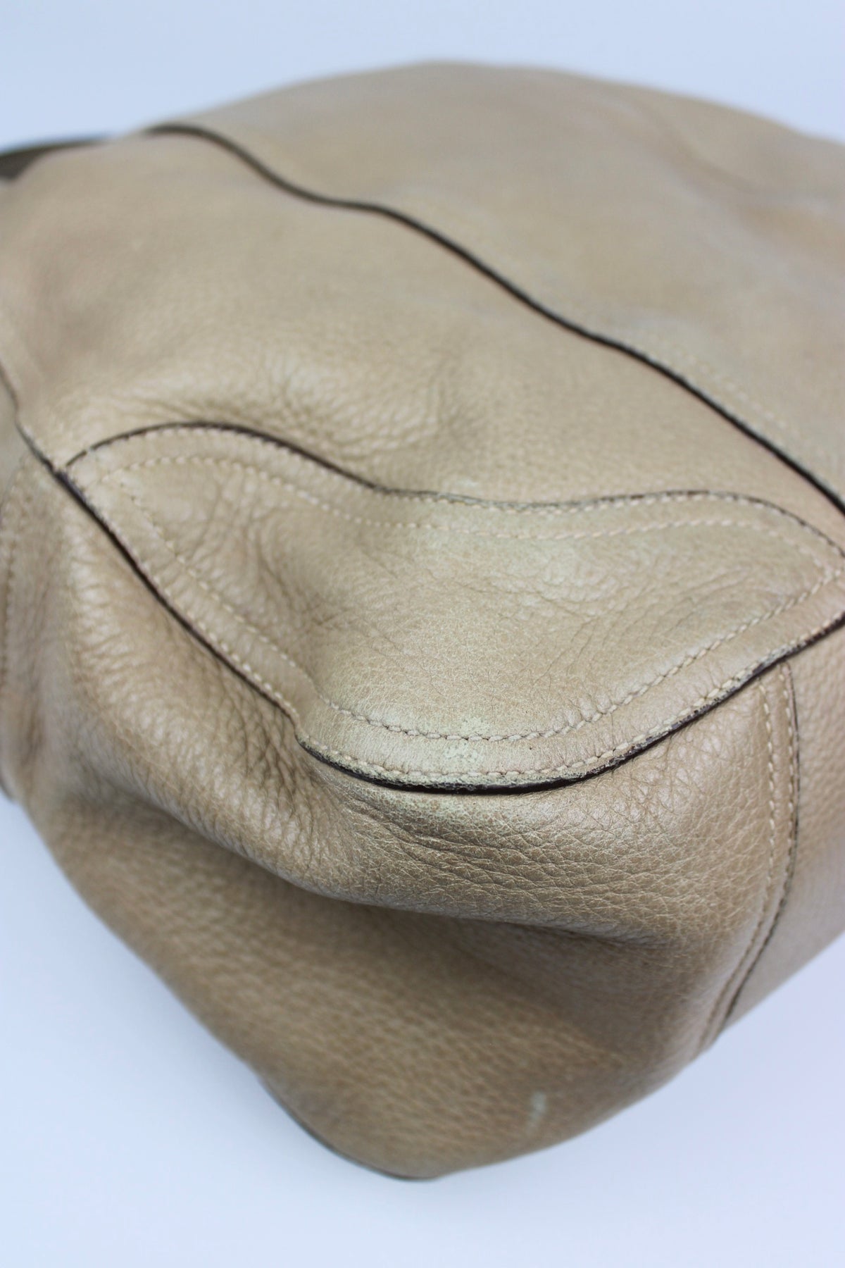 Pre-owned Prada Cervo Leather Hobo Bag