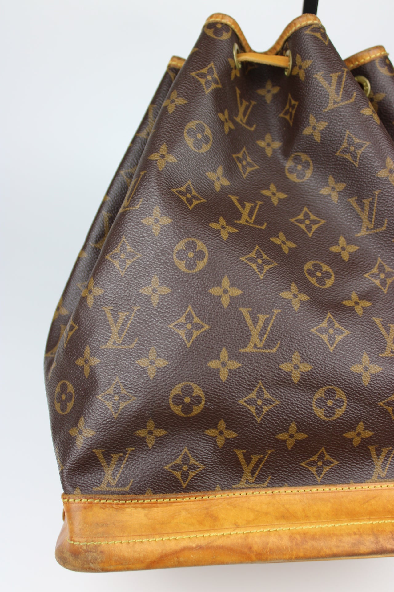 Louis Vuitton Noé Drawstring Bag 2000