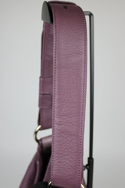 Gucci Leather G-Wave Hobo Bag Europe Exclusive