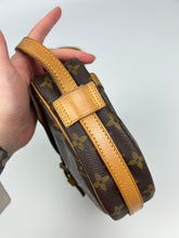 Load image into Gallery viewer, Louis Vuitton Jeune Fille Cross Body Bag 1990
