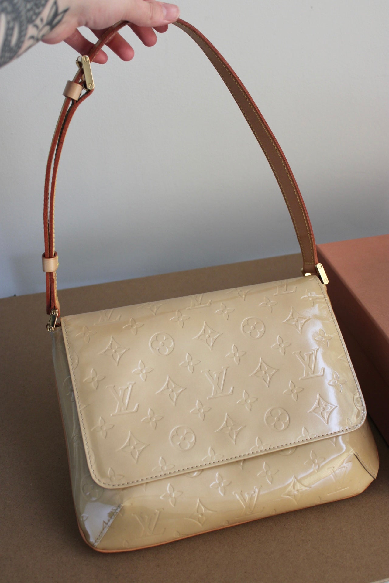 Louis Vuitton Thompson Vernis Shoulder Bag 1999