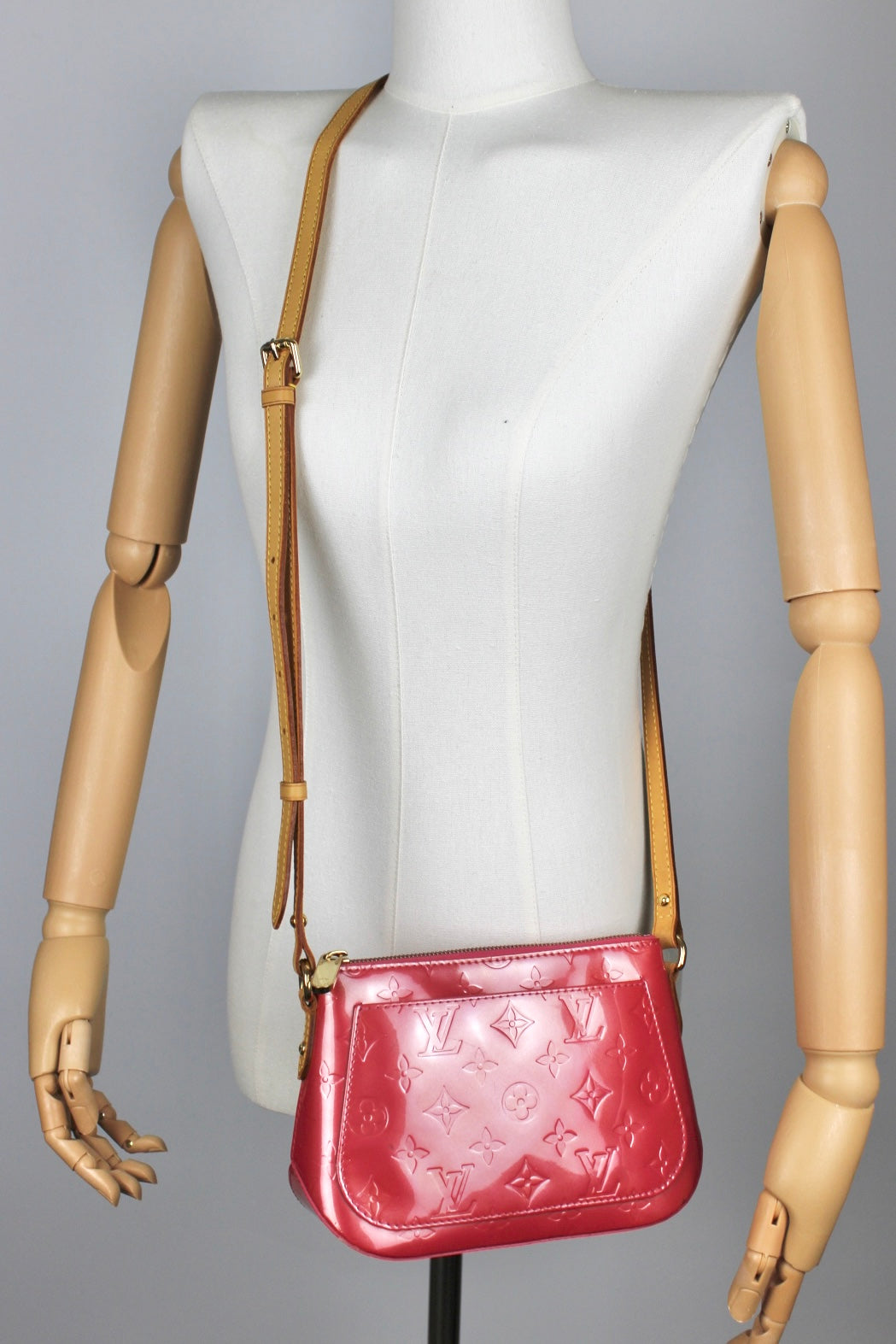 Louis Vuitton Vernis Minna Street Cross Body Bag 2006