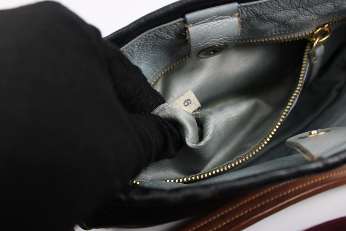 Pre-owned Prada Leather Navy Shoulder Pochette Bag