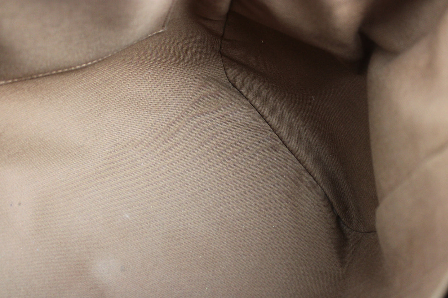 Louis Vuitton Tivoli GM Bag 2011