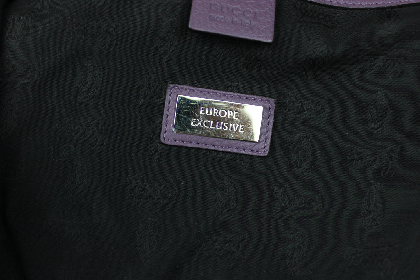 Gucci Leather G-Wave Hobo Bag Europe Exclusive