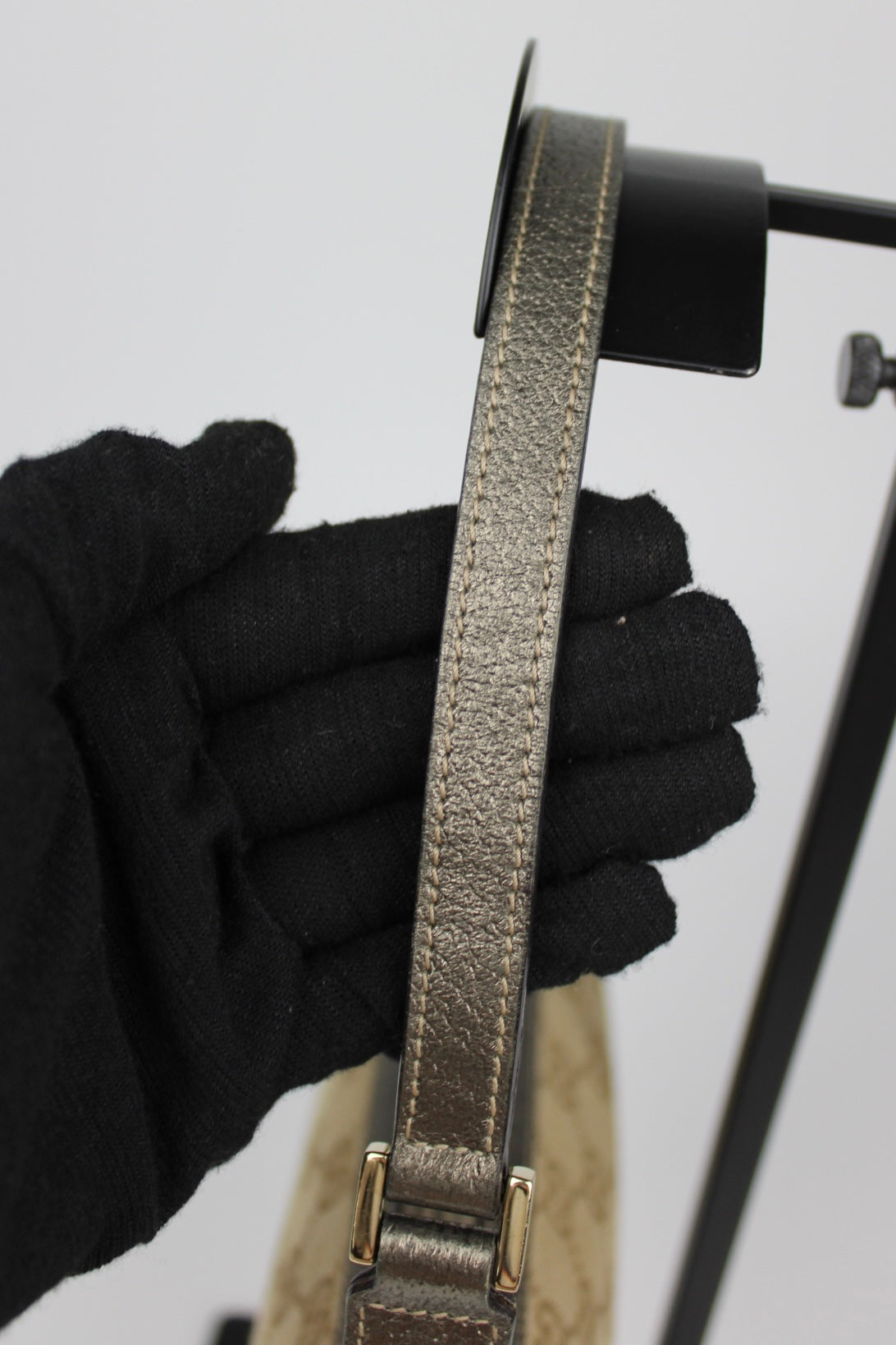 Pre-owned Gucci Monogram Abbey D-Ring Pochette Bag