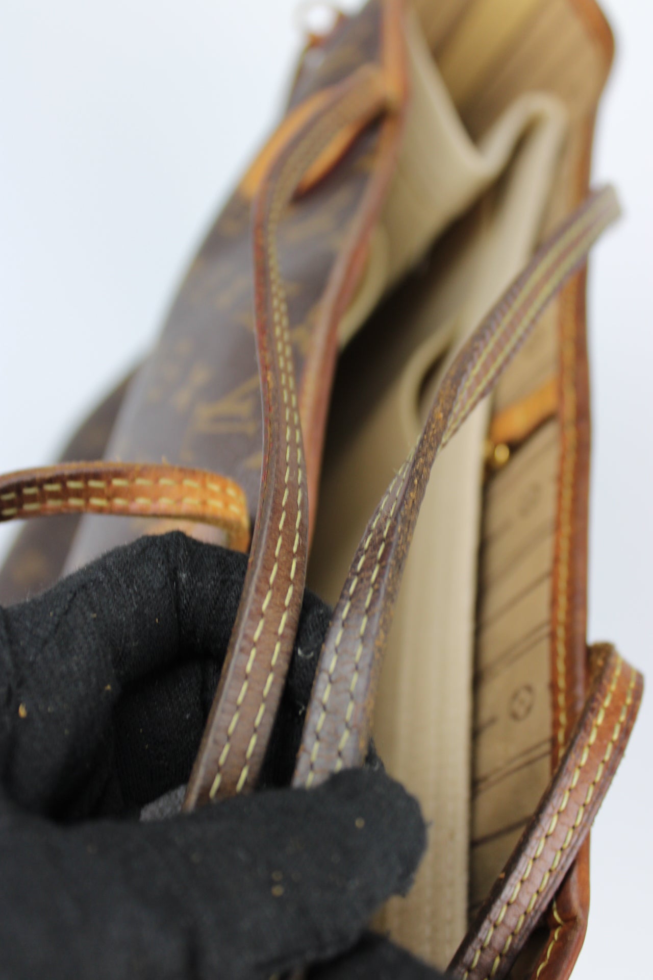 Louis Vuitton Neverfull MM Bag 2013