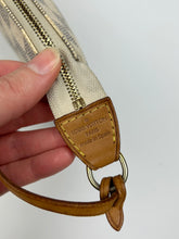 Load image into Gallery viewer, Louis Vuitton Pochette Damier 2009
