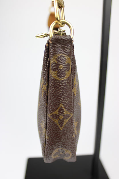 Louis Vuitton Pochette Bag 2002